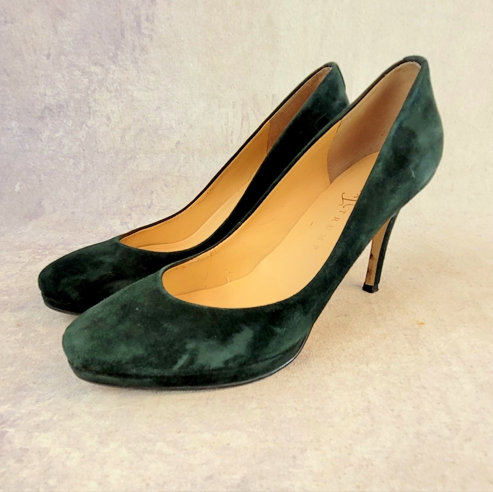 Ivanka Trump suede green Sophia shoes size 8